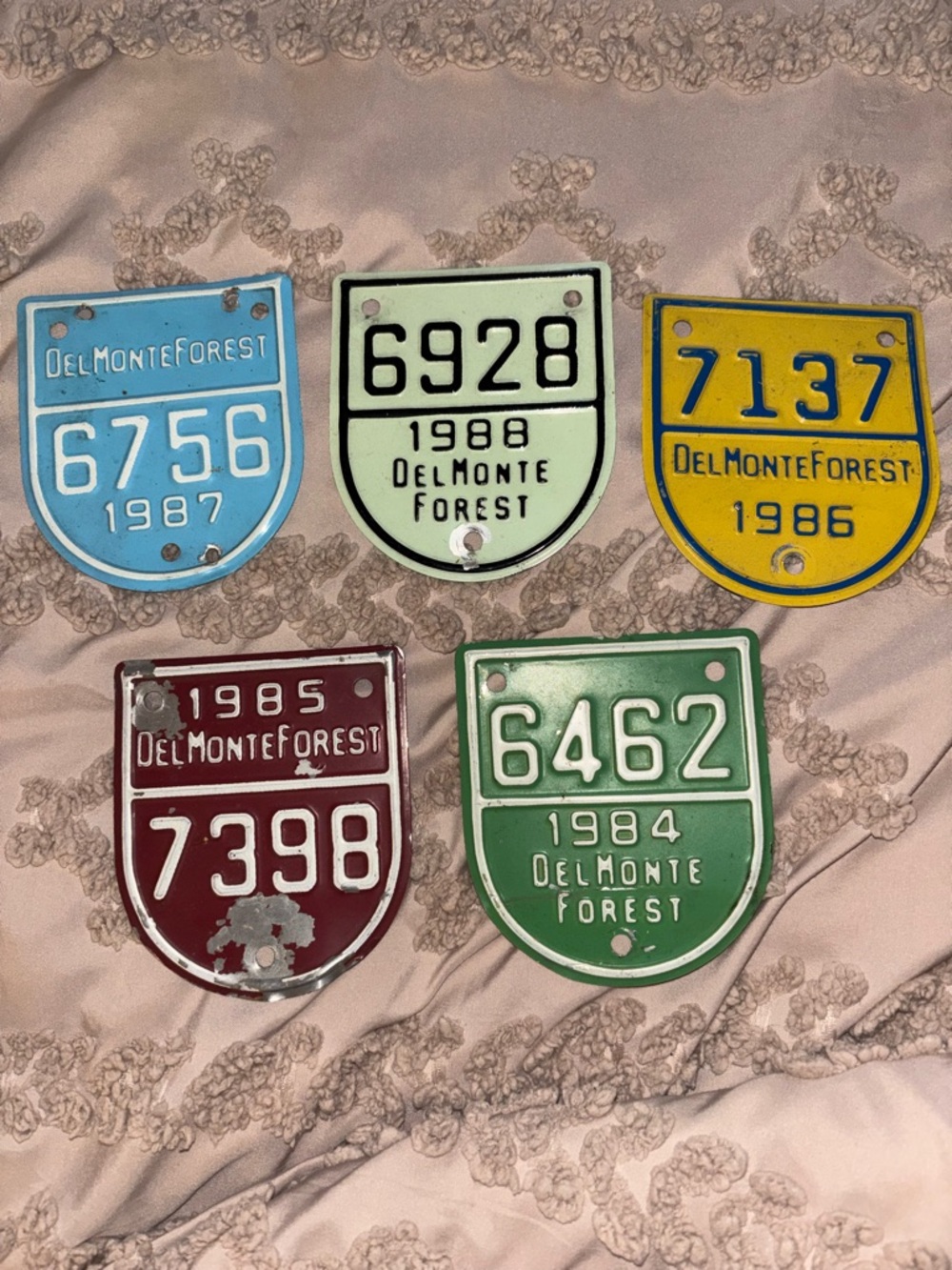 1984-1988 Del Monte Forest - Pebble Beach Auto Car License Plate Gate Badges (5) - Picture 2 of 7